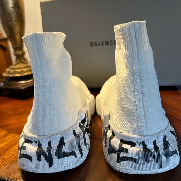 BRAND NEW BALENCIAGA SOCK SNEAKERS - Picture 2 of 3